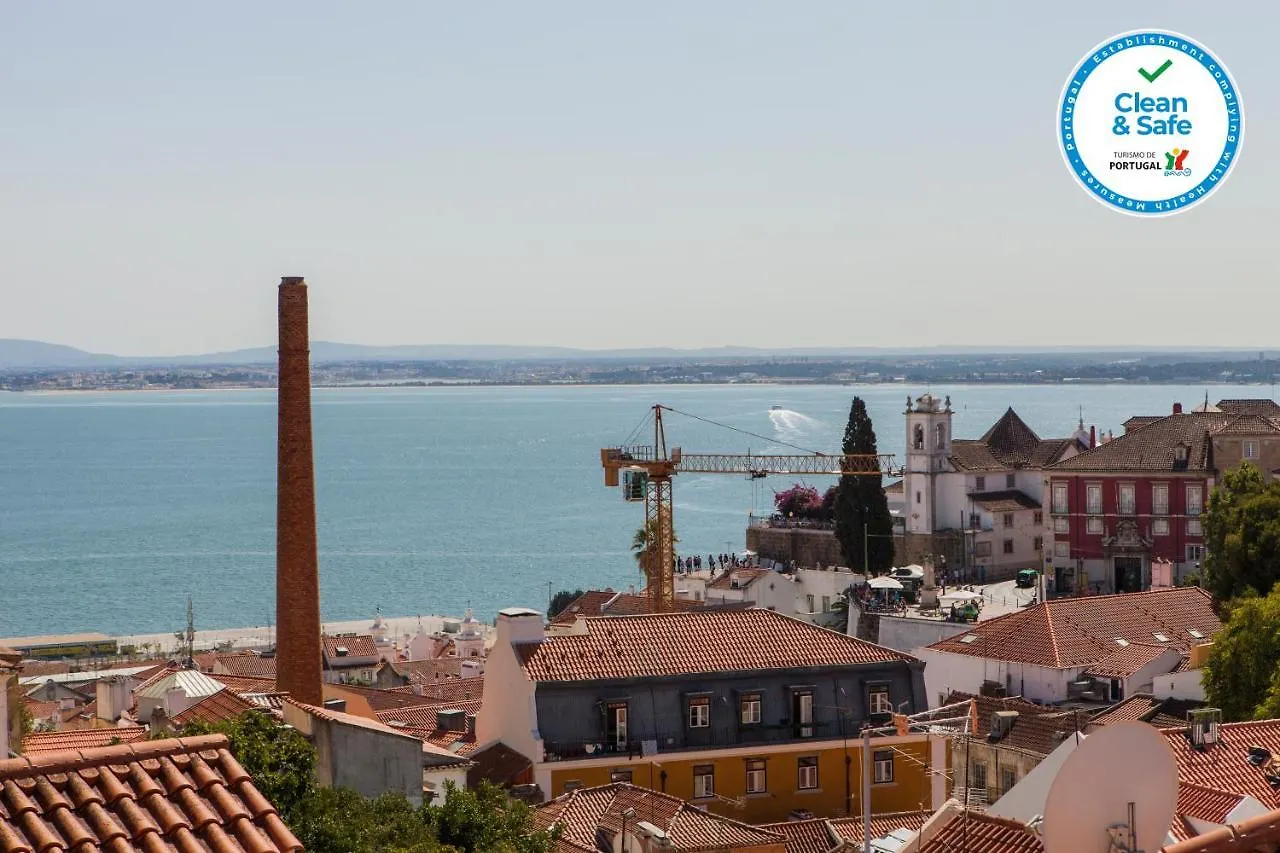 Alfama Amazing Scenic River And City View Charming Apartment With 2 Bedrooms And Ac 19Th Century Building Lisboa